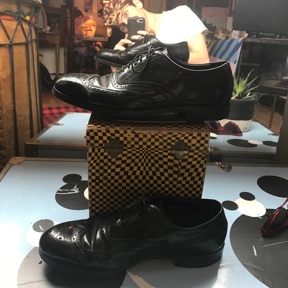 Full Cap Wingtip Oxfords - Picture 1 of 6